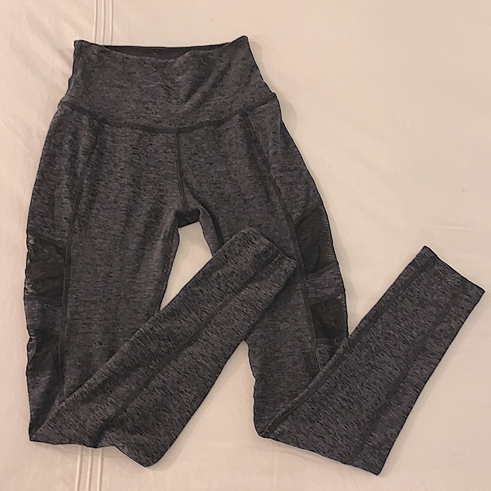 Beyond yoga dark gray leggings with mesh detail. XS